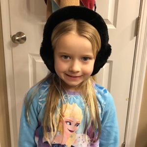 Accessories - 🌻 Faux fur ear muffs and scarf. No tag brand unk Accessories - 🌻 Faux fur ear muffs and scarf. No tag brand unk